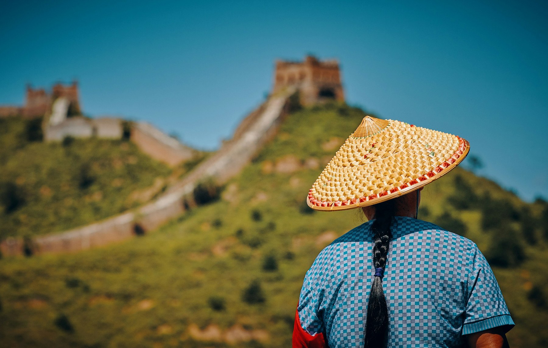 A traveller looking towards the Great Wall