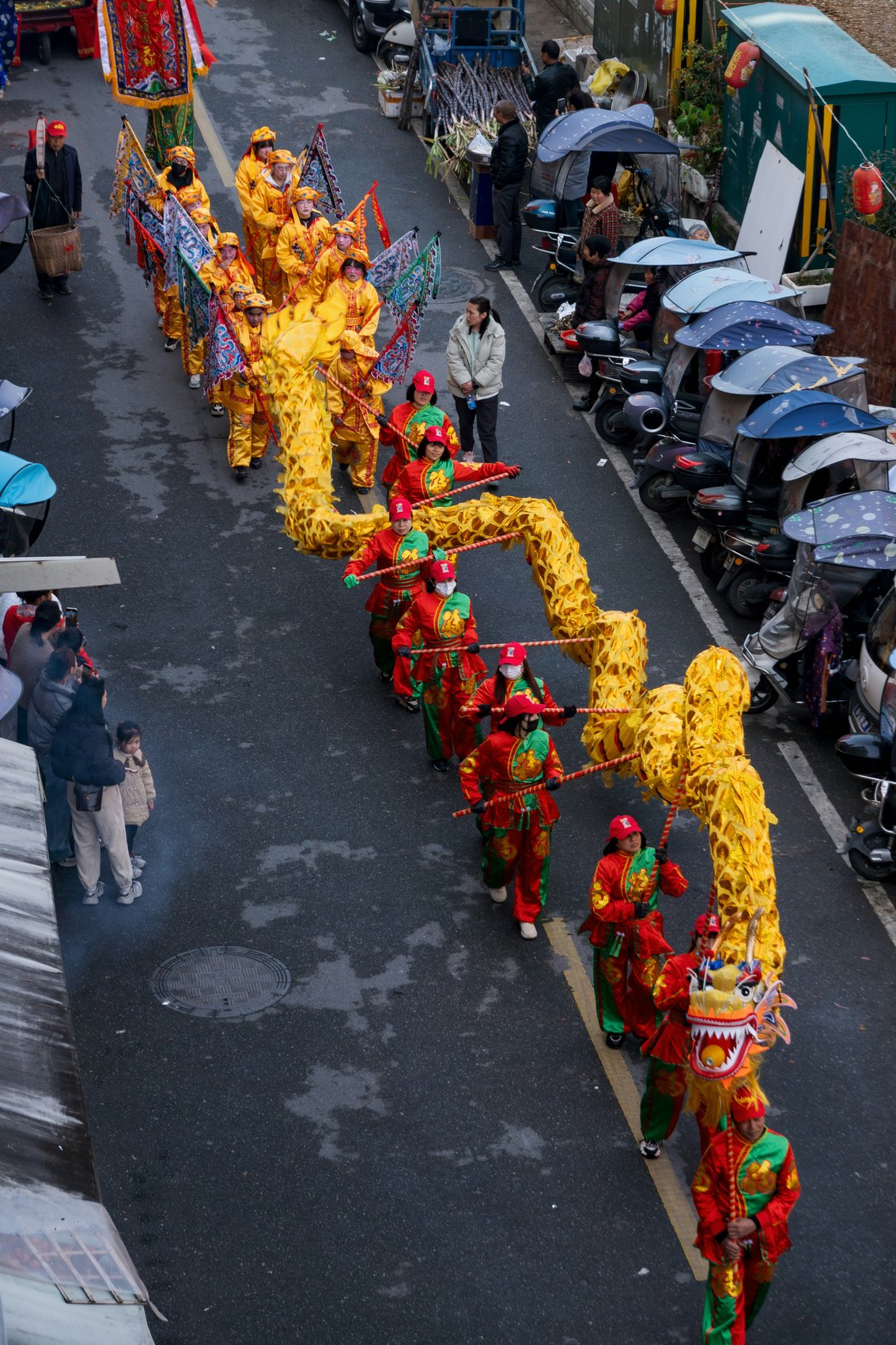 Fujian cultural procession in a historic street